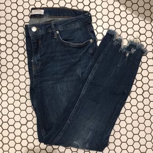 Zara distressed ankle jeans frayed edge size 8